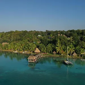  Hotel Cayuco Maya México