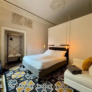 https://room-roma-nazionale.it-romehotels.com